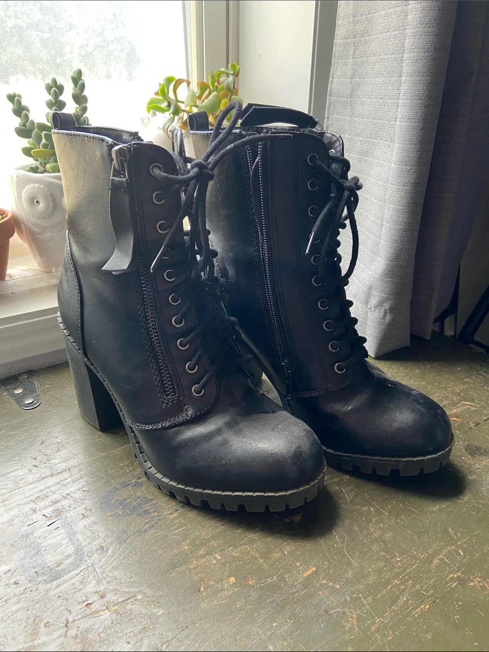 Women's Black Lace-Up Heeled Combat Boots